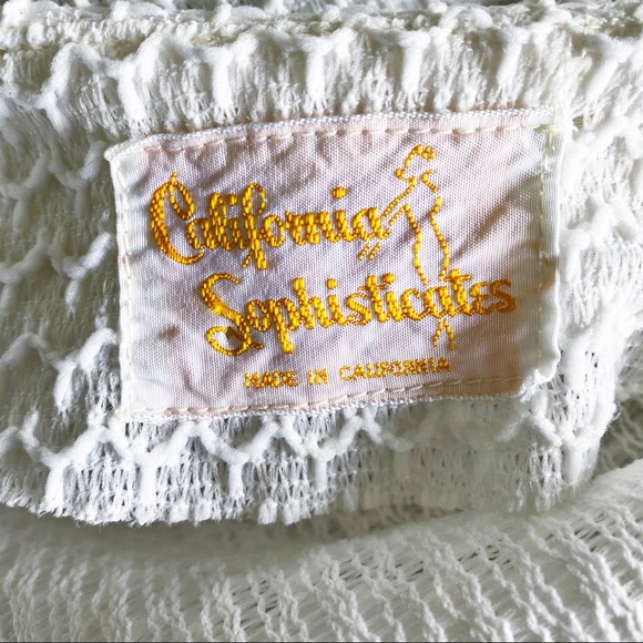 1960’s White Squiggle Pattern Dress | Vintage - Picture 10 of 10